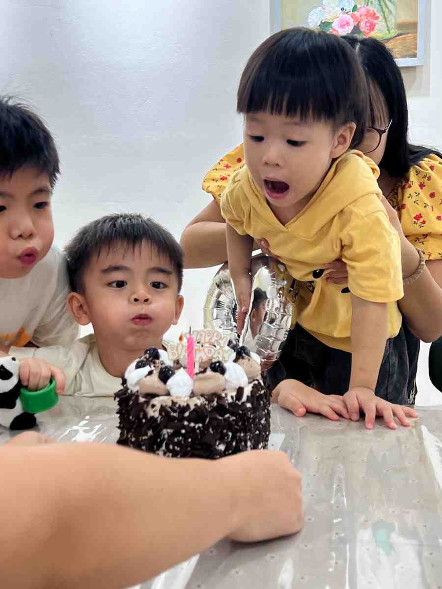 A child celebrating a birthday at ArtZ Club