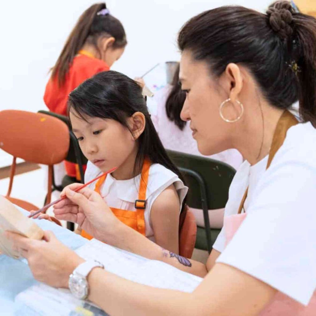 art teacher ArtZ Club