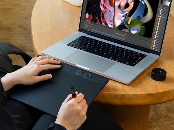 Digital art class for kids laptop