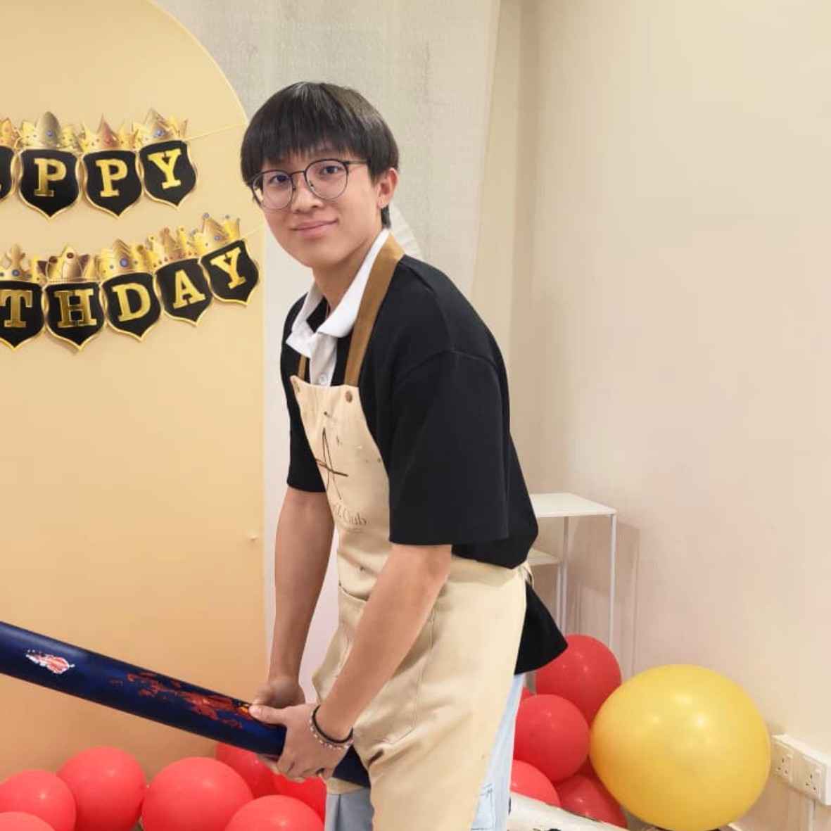 Mr Khai Thong, ArtZ Club teacher